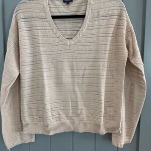 Splendid beige v Neck Sweater